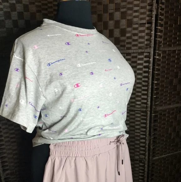 1X NWT CHAMPION Grey Logo Crop Top - Picture 7 of 16